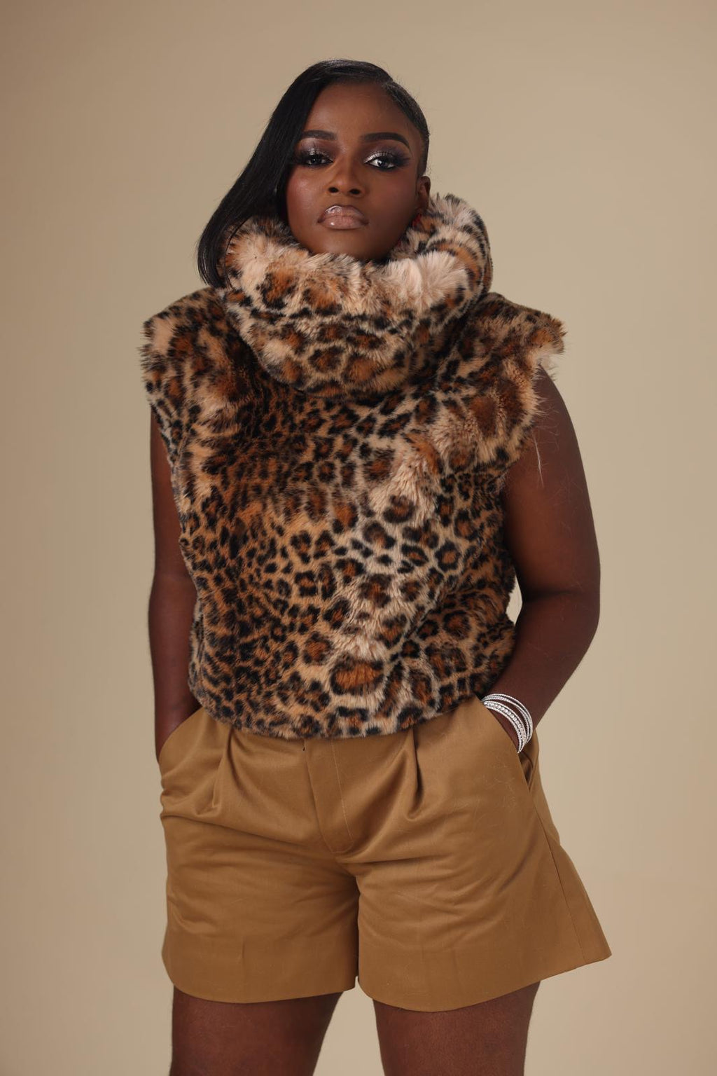 Turtle Neck fur tiger top